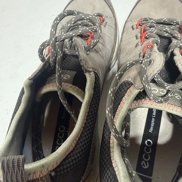 ECCO Aspina Low Hiking Shoe Size EU 38 US 7.5 Beige Yak Leather Waterproof - Picture 7 of 7